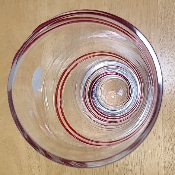 Mouth Blown Double Red Swirline Hand Blown Glass Vase - Picture 6 of 7